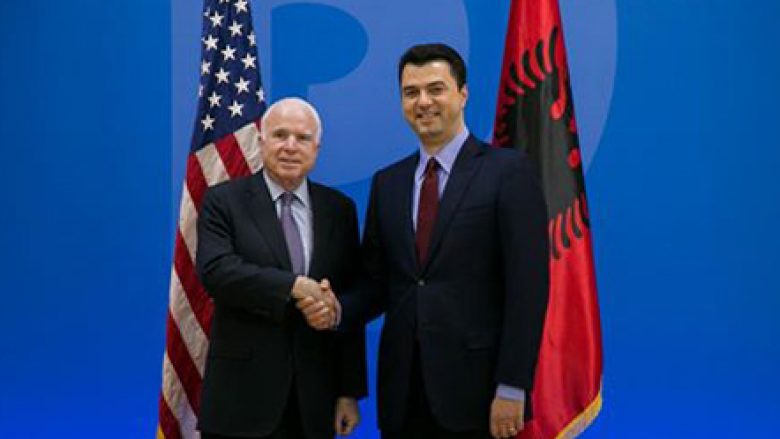 Basha: Senatori McCain, zë i fuqishëm në mbështetje të shqiptarëve për liri