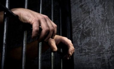Arratiset nga burgu i Italisë, shqiptari i dënuar për vrasje