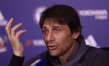 Conte sqaron krahasimin që kishte bërë mes Juventusit dhe Chelseat