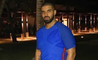 Drake shijon pushimet në Republikën Dominikane
