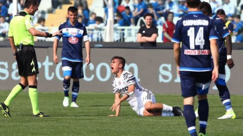 Juventusi në panik para ndeshjes me Barçën, lëndohet Dybala (Foto/Video)