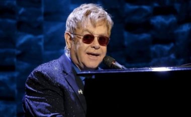 Anulon koncertet, Elton John është keq me shëndetin