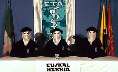 Organizata baske ETA dorëzon armët