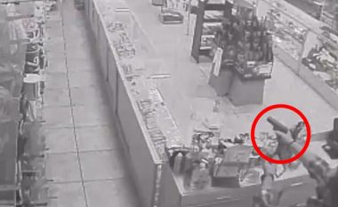 Momenti shokues kur një “hajn” 13-vjeçar qëllohet për vdekje në një dyqan në Las Vegas (Foto/Video,+16)