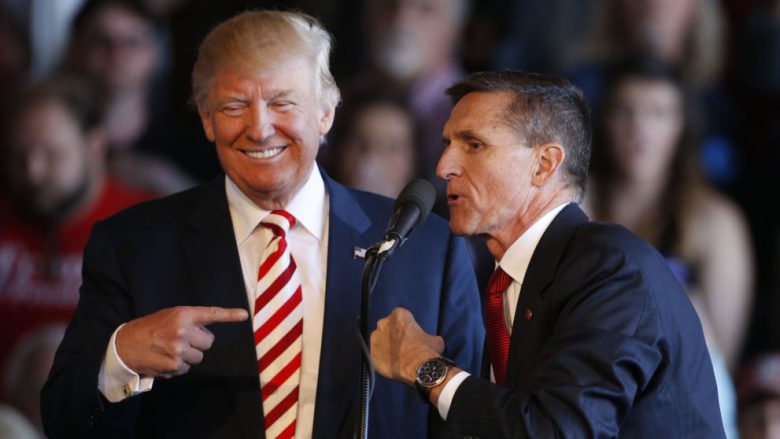 “The Guardian”: Flynn kërkon imunitet, në këmbim të rrëfimit për lidhjet e Trumpit me Rusinë