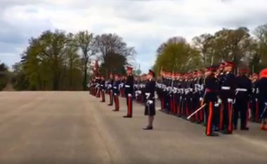 Dy kadetë të FSK-së diplomojnë në Akademinë Ushtarake Mbretërore ‘Sandhurst’ në Britani të Madhe (Live)