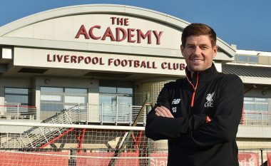 Zyrtare: Gerrard emërohet trajneri i Liverpoolit U-18
