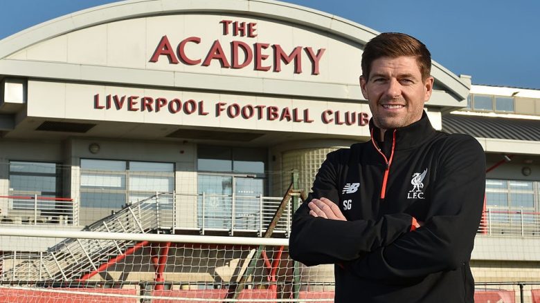 Zyrtare: Gerrard emërohet trajneri i Liverpoolit U-18