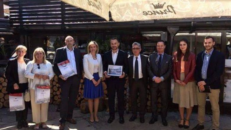 Deputetët e Parlamentit belg vizitojnë Komunën e Gjakovës