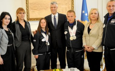 Presidenti u premton mbështetje fituesve të medaljeve në Lojërat Olimpike Speciale