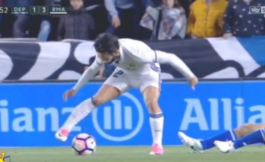 Isco i jashtëzakonshëm, shikoni momentin kur i turpëroi futbollistët e Deportivos (Video)