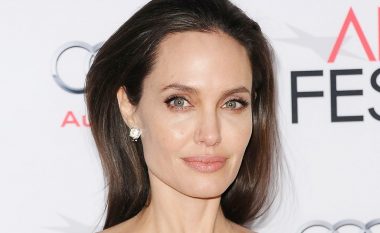 ​Angelina Jolie në lidhje me biznesmenin britanik?