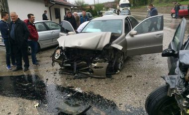 Aksident i rëndë në Leshan të Pejës, tre të lënduar