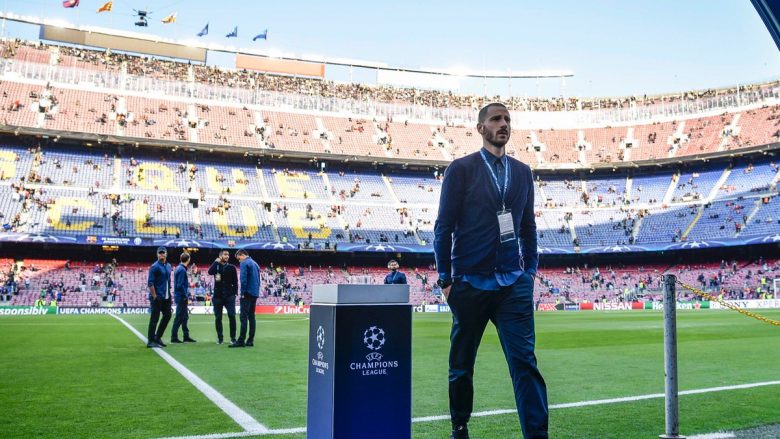 Lojtarët e Juventusit arrijnë në Camp Nou, zbresin në fushë (Foto)