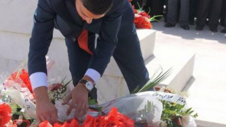 Djali i Shkelzen Haradinajt: Nderin dhe krenarinë tënde do ta çoj në vend