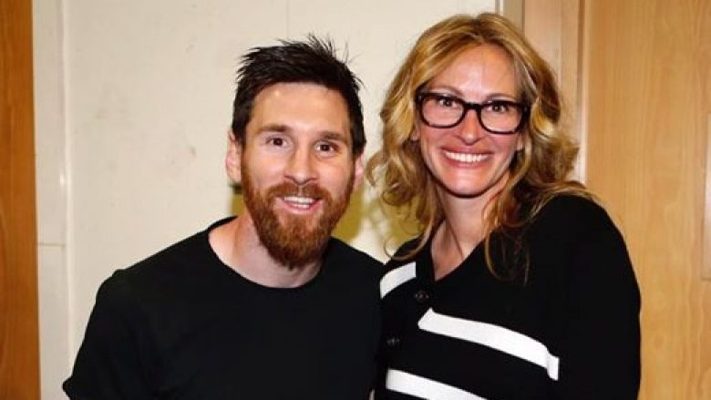 Messi takohet me femrën më të bukur në botë (Foto)