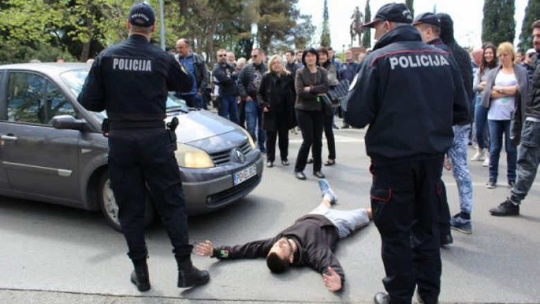 Protestë kundër anëtarësimit të Malit të Zi në NATO