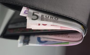Pensioni minimal në Slloveni sa trefishi i pagës minimale në Kosovë
