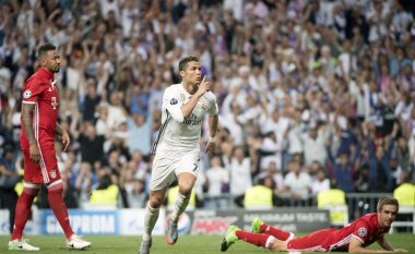 Spektakël i Ronaldos, Reali në gjysmëfinale – gola, penallti e karton të kuq në përballjen e gjigantëve (Video)