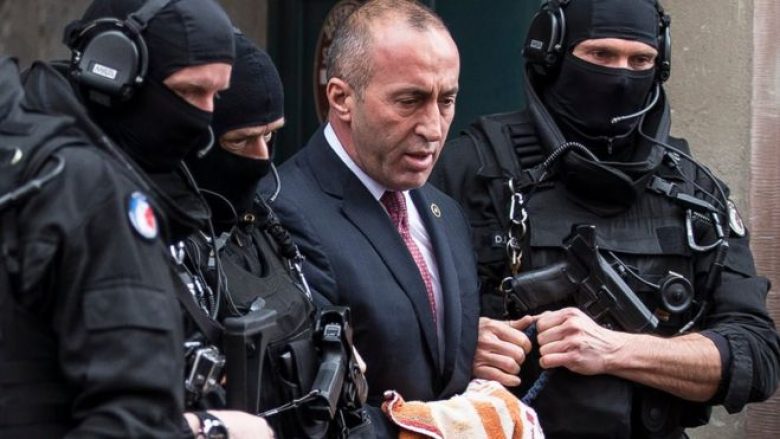 Serbë e romë besojnë në pafajësinë e Haradinajt (Video)