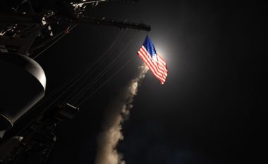 Aleatët e mbështesin SHBA-në për sulmet në Siri, Rusia vazhdon ta kritikojë