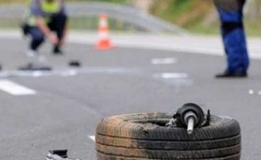 Vetura përplaset për një autobus në Vushtrri, ka edhe të lënduar (Foto)