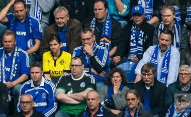 Bartra e kërkoi këtë tifoze trimëreshë, e gjen në rrjetet sociale - Lojtari i ka premtuar fanellën që luajti kundër Schalkes (Foto)