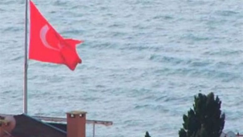 Turqi: Evakuohen 78 ushtarë nga anija ruse
