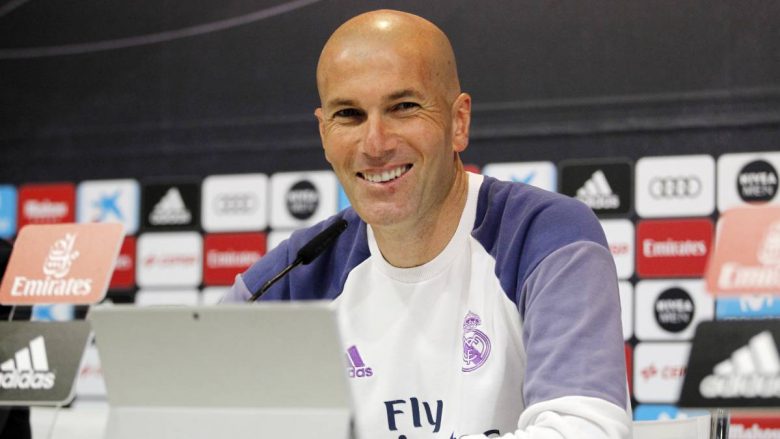 Zidane ulë presionin në konferencën për shtyp: El Clasico s’e vendos titullin