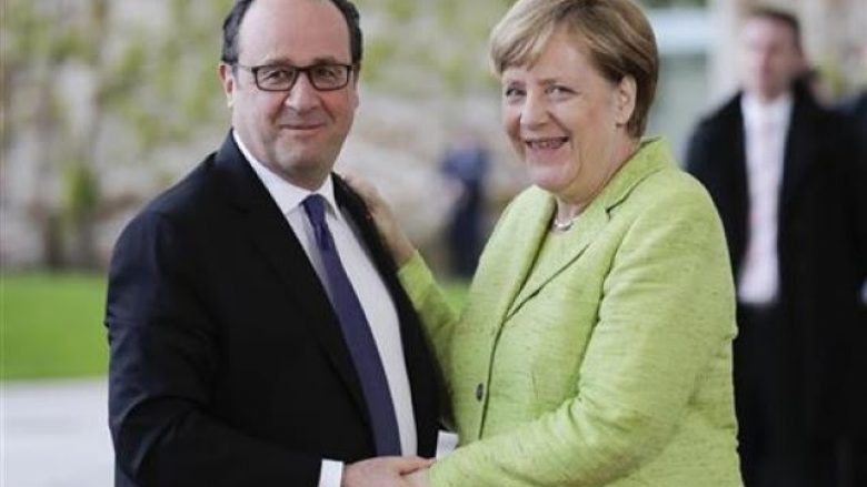 Hollande zhvillon vizitën e fundit në Berlin si president