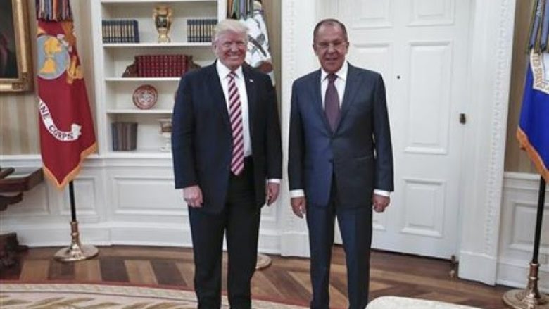 Trump: Takimi me Lavrov ishte shumë, shumë i suksesshëm