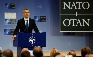 NATO ia hap dyert Malit të Zi