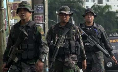 Filipine, militantët e ISIS mësyjnë qytetin, i presin kokën shefit të policisë