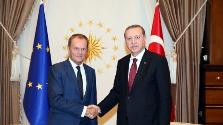 Juncker dhe Tusk biseduan me Erdogan