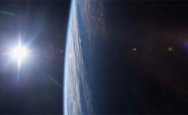 NASA kthen sytë nga Dielli