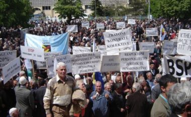 Në Kosovë protestohet për 1 maj
