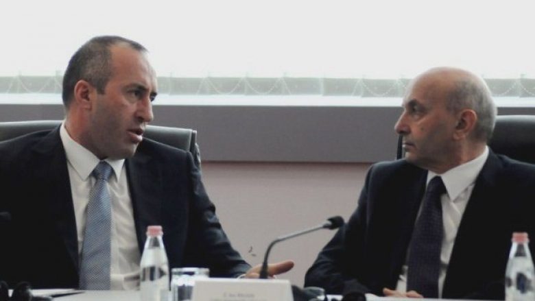 Haradinaj i prin ‘krahut të luftës’ kundër LDK-së dhe VV-së
