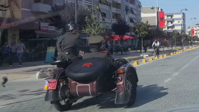 Pamje që tregojnë se “gjermani i fundit nuk ka ikur ende nga Shqipëria”! (Video)