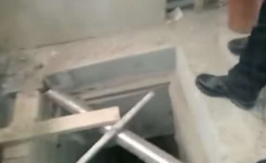 Po planifikohej arratia, zbulohet tuneli – lidhte një shtëpi druri me një burg (Video)