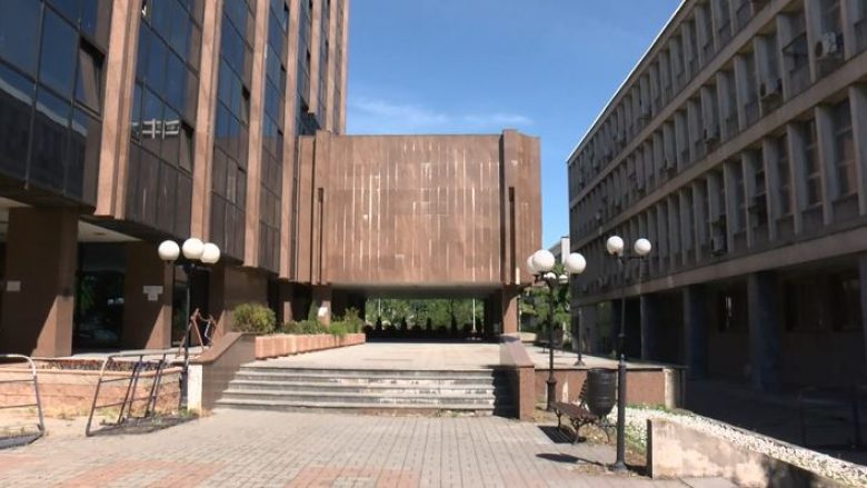 Gjykata e Lartë seancë për ngrirjen e pasurisë së OBRM-PDUKM-së dhe dënimin e Xvonko Kostovskit