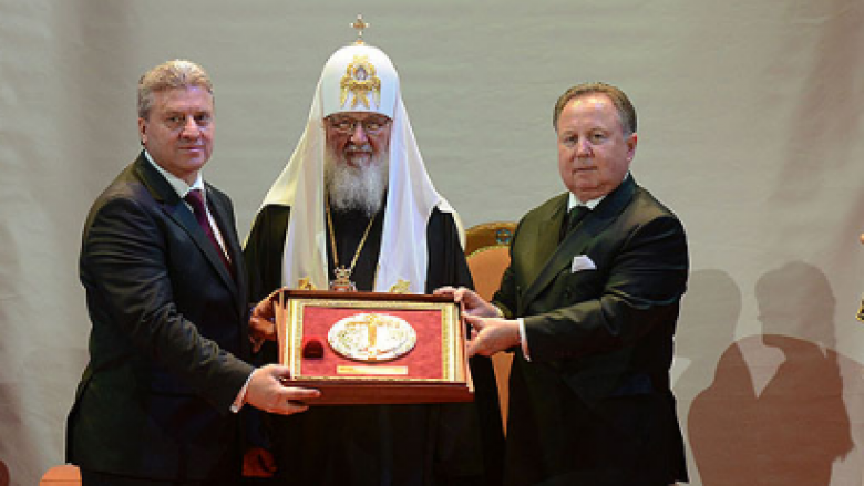 Presidenti Ivanov nderohet me çmim në Rusi