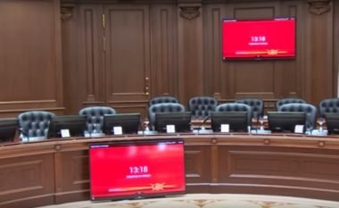 Katër ministri në Maqedoni shkelin Ligjin për përdorimin e gjuhëve