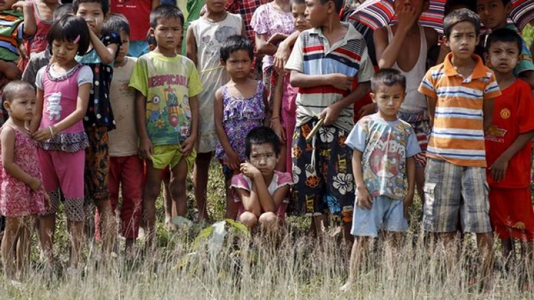 Rreth 150 fëmijë nën moshën pesëvjeçare vdesin për çdo ditë në Myanmar (Foto)