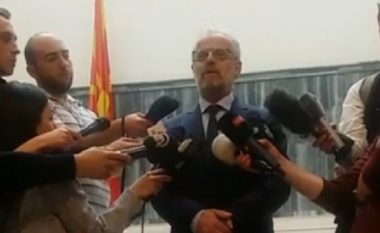 Talat Xhaferi kërkon funksionimin e plotë të administratës së Kuvendit të Maqedonisë