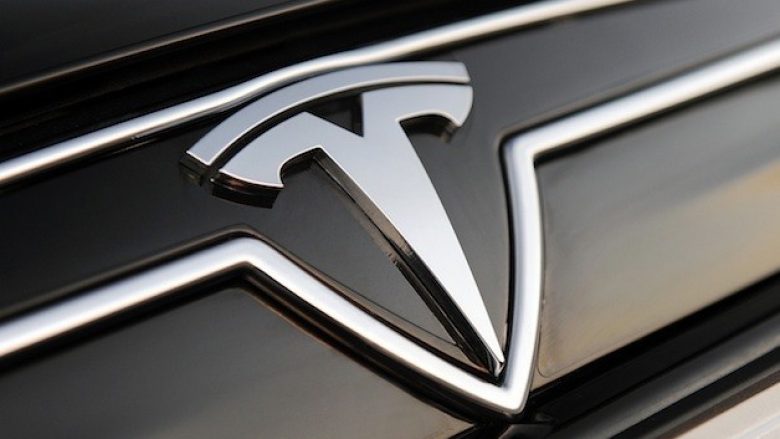 Tesla lanson makinën për transport të mallrave, që është komplet elektrike (Foto)