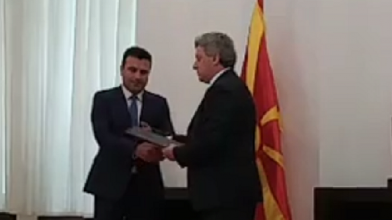 Zaev, mandatar për formimin e qeverisë së re të Maqedonisë