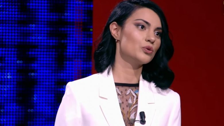 Anjeza Shahini, komentatore e “Eurovisionit” në BBC4 në Londër (Foto/Video)