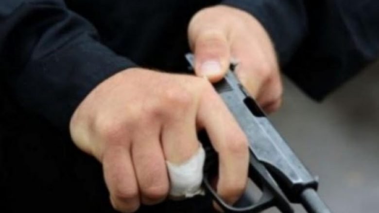Në Mitrovicë konfiskohet një armë