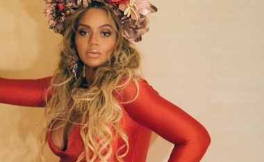 Beyonce, një mbretëreshë e vërtetë në “Art Gala” (Foto)