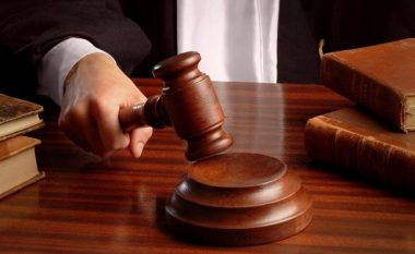 Gjyqtari i akuzuar për marrje ryshfeti, dënohet me një vit burgim efektiv